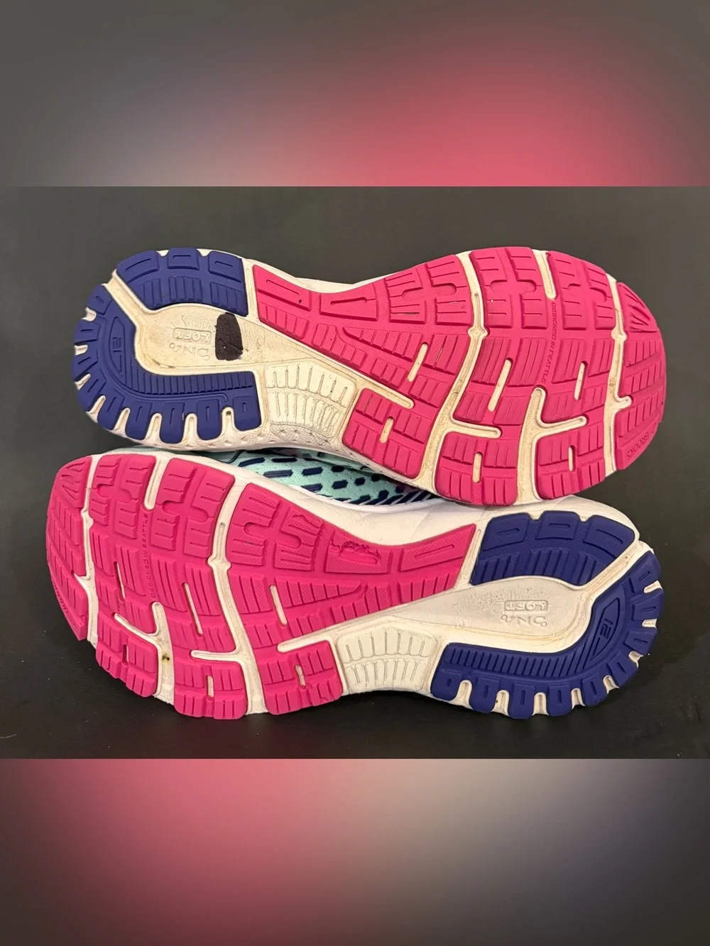 Brooks Women’s Running Shoes - Mint with Pink Accents